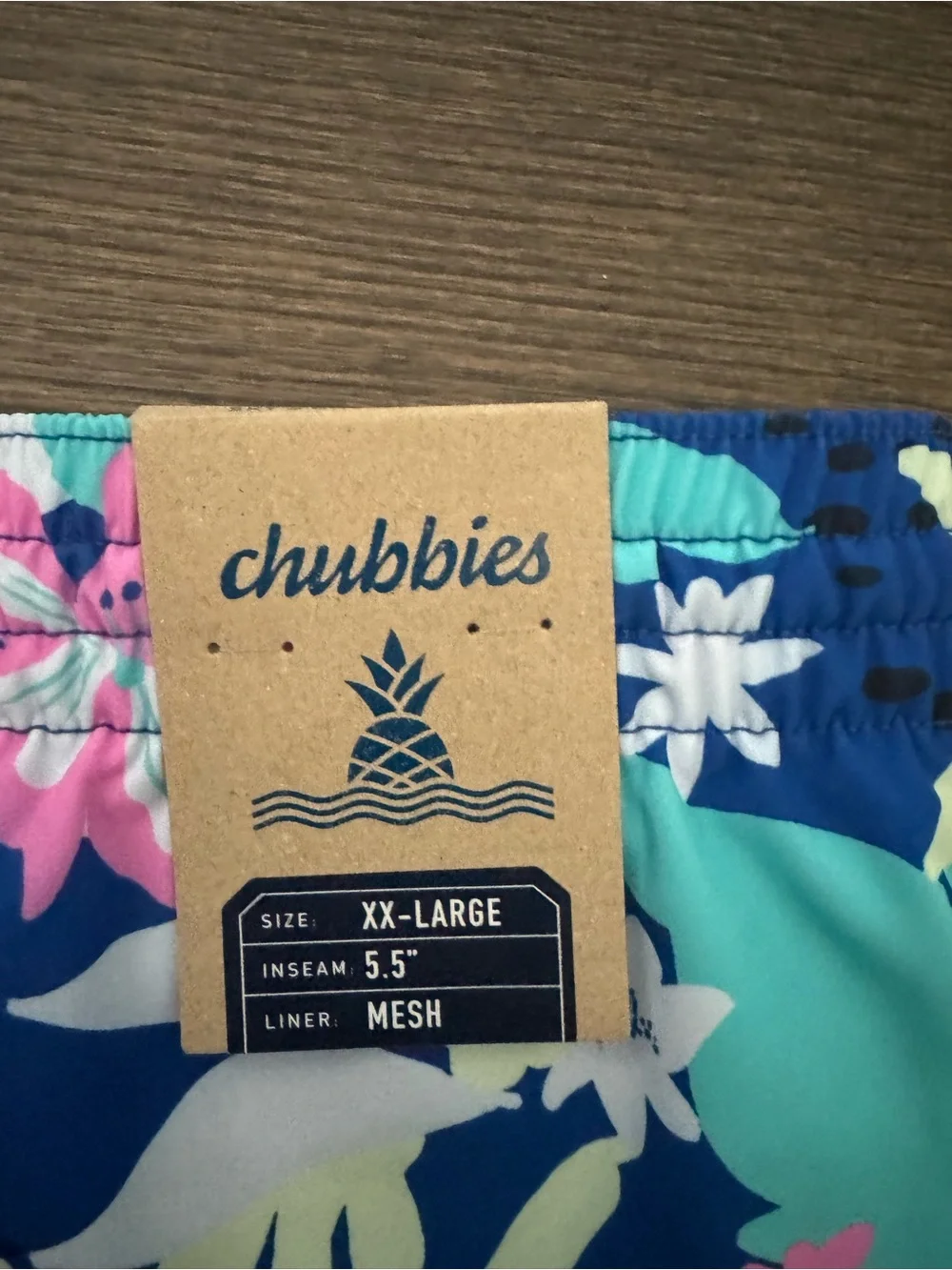 chubbies Men’s Blue Tropical Floral Swim Shorts